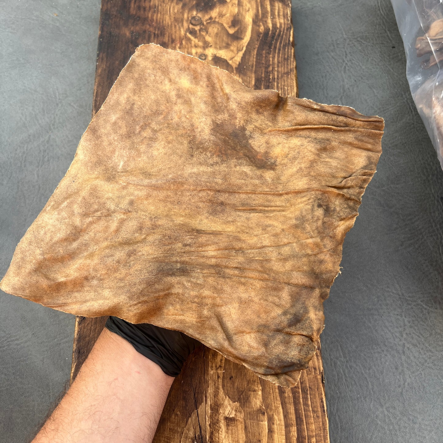 Lamb skin plate