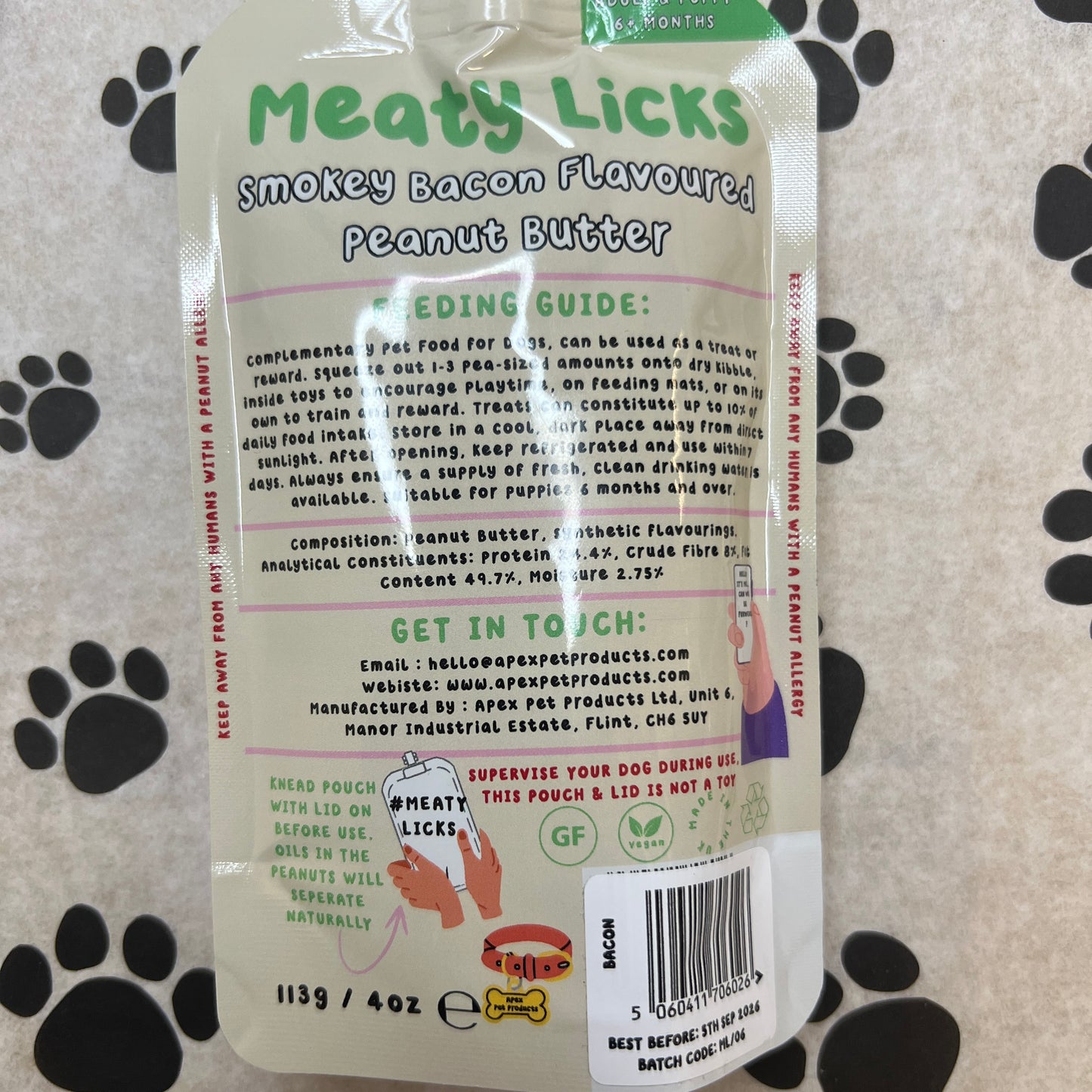 Smokey bacon flavoured peanut butter pouch - meaty licks 113g