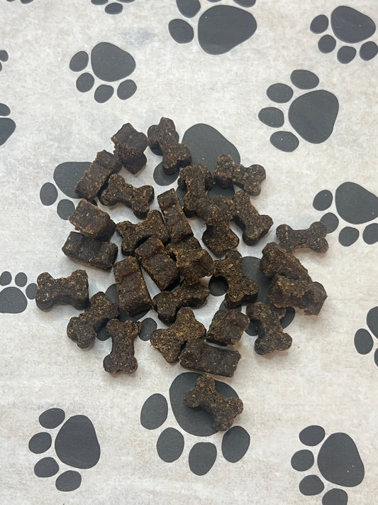 Ostrich bones training treats (pick your portion size)