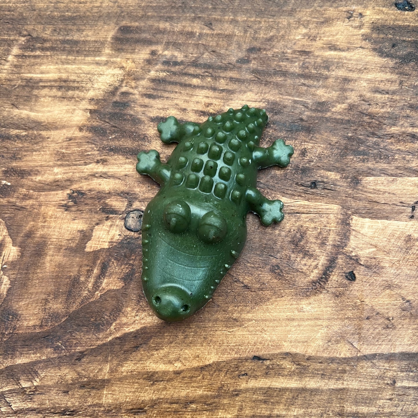Veggie dental croc bites