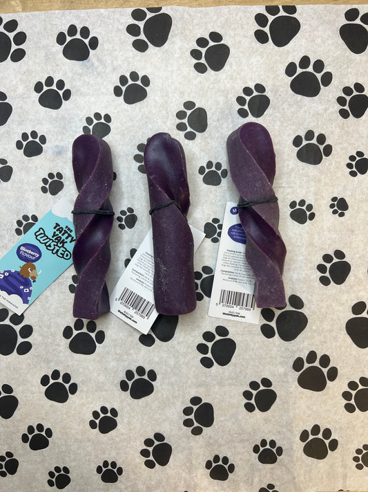 Blueberry flavour twisted yak - the tatty yak - medium