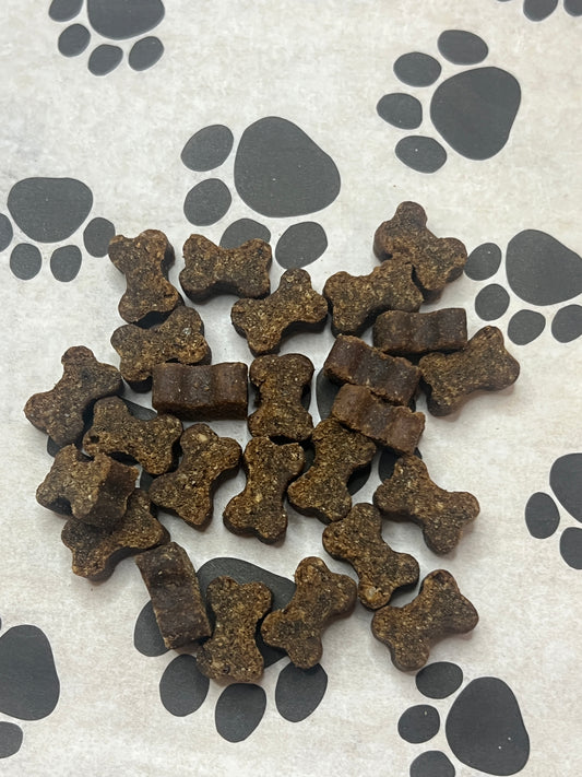 Salmon bones training treats (choose your portion size)