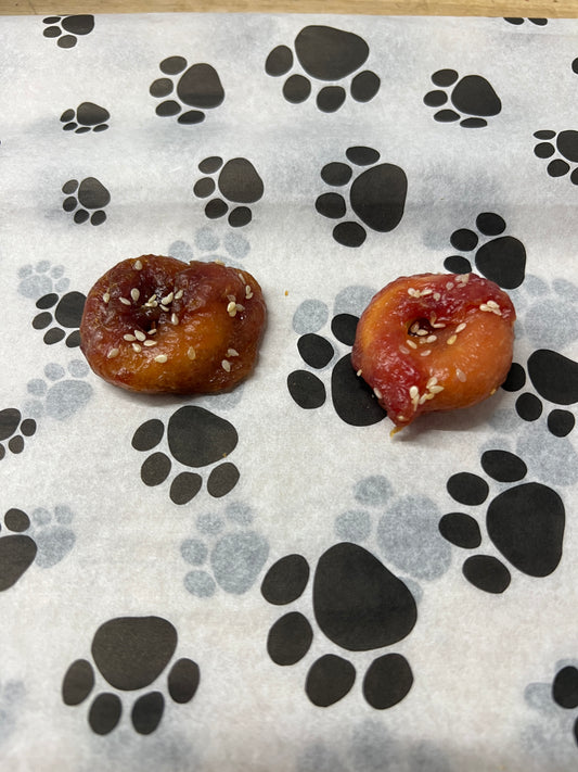 Chicken and lamb sesame bagel