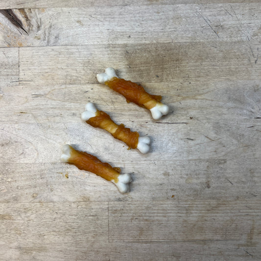 Chicken breast wrapped mini lime bone